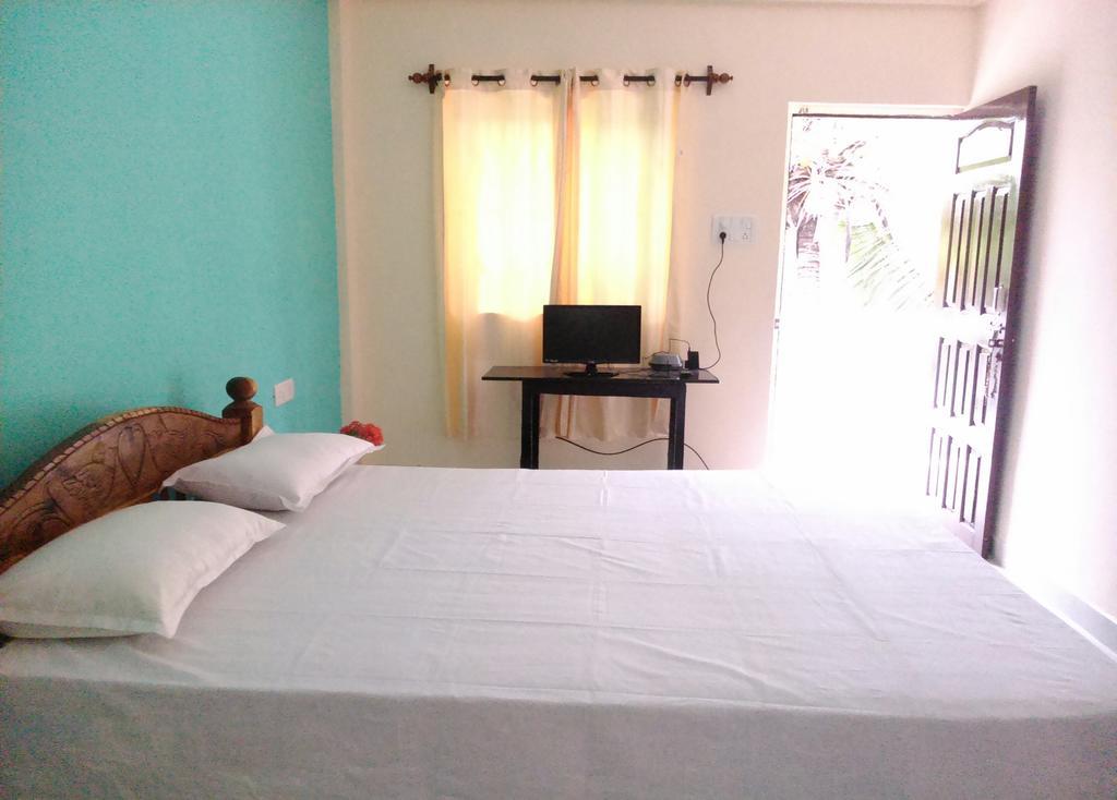 La Blanche Guest House Calangute Camera foto
