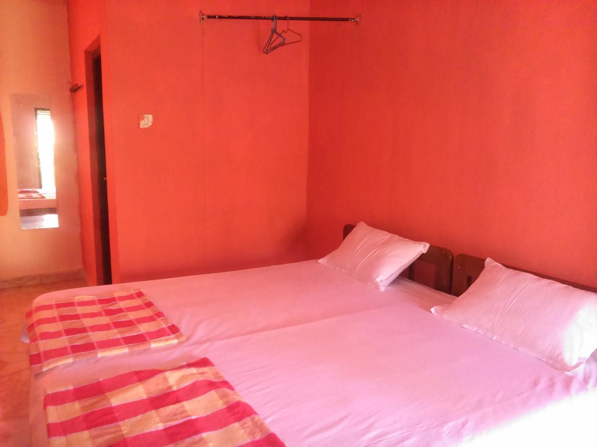 La Blanche Guest House Calangute Camera foto